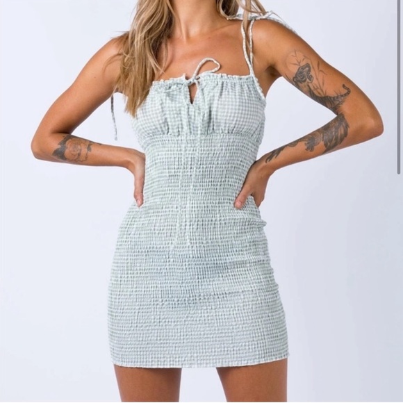 Princess Polly Korina Light Green Gingham Shirred Mini Dress - Size 4 - Picture 1 of 8